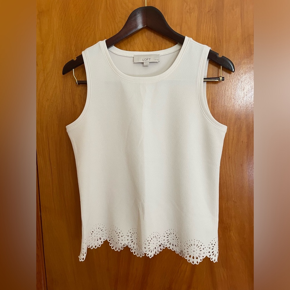 White loft top